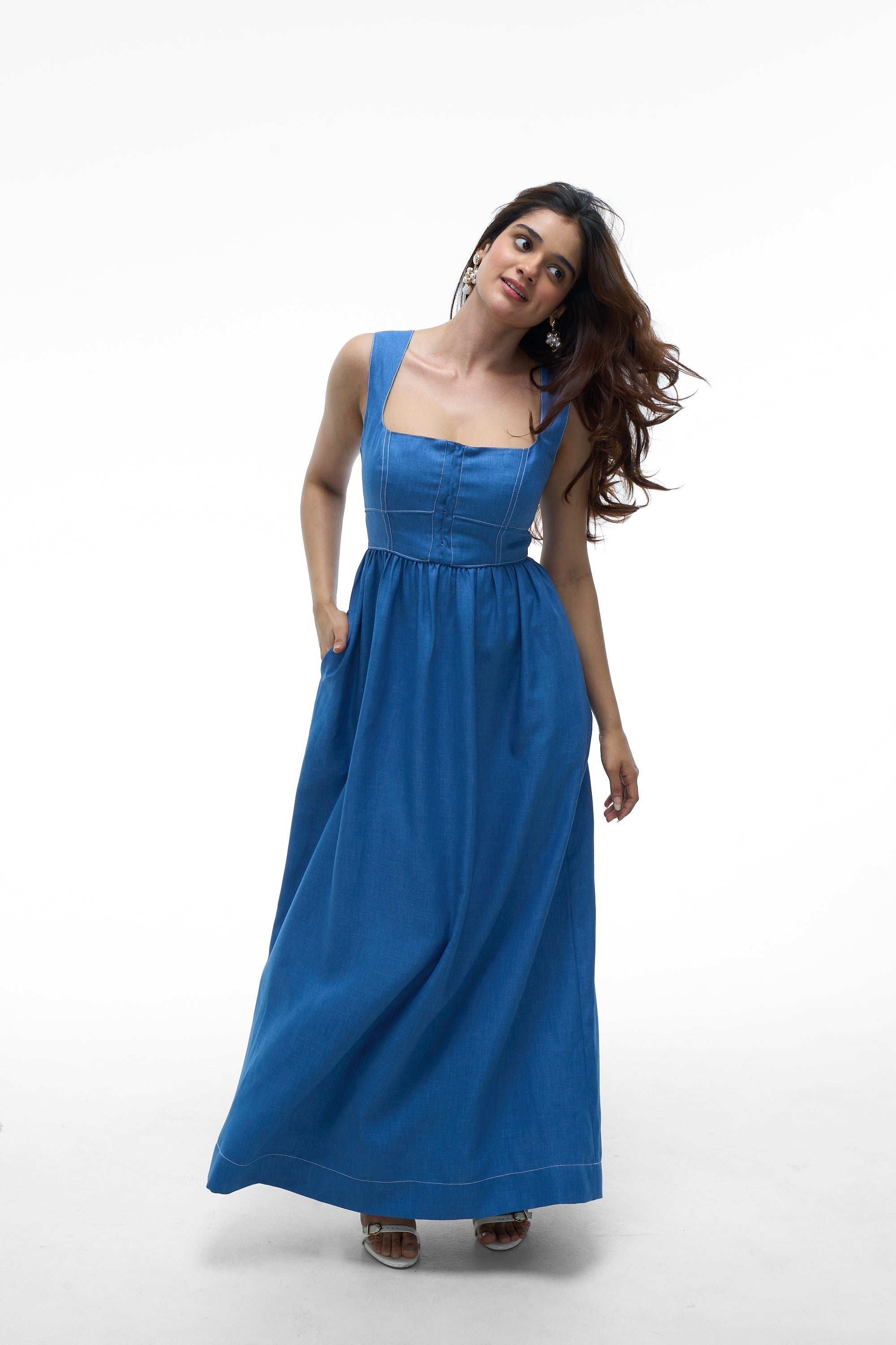 Donna- Blue