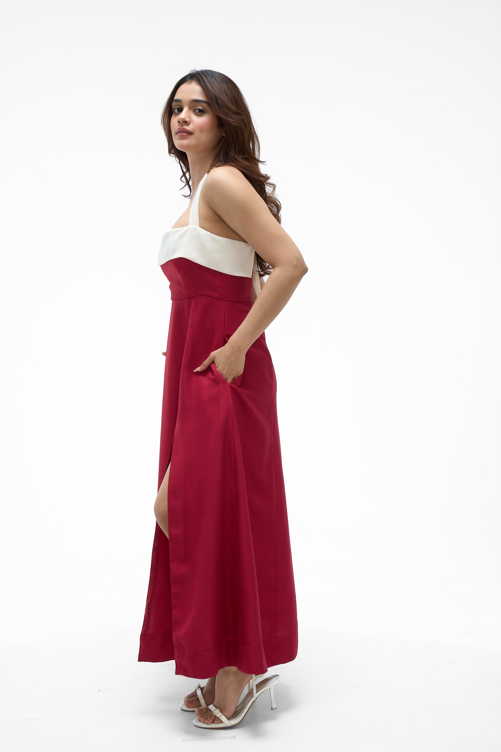 Juno- Red and White
