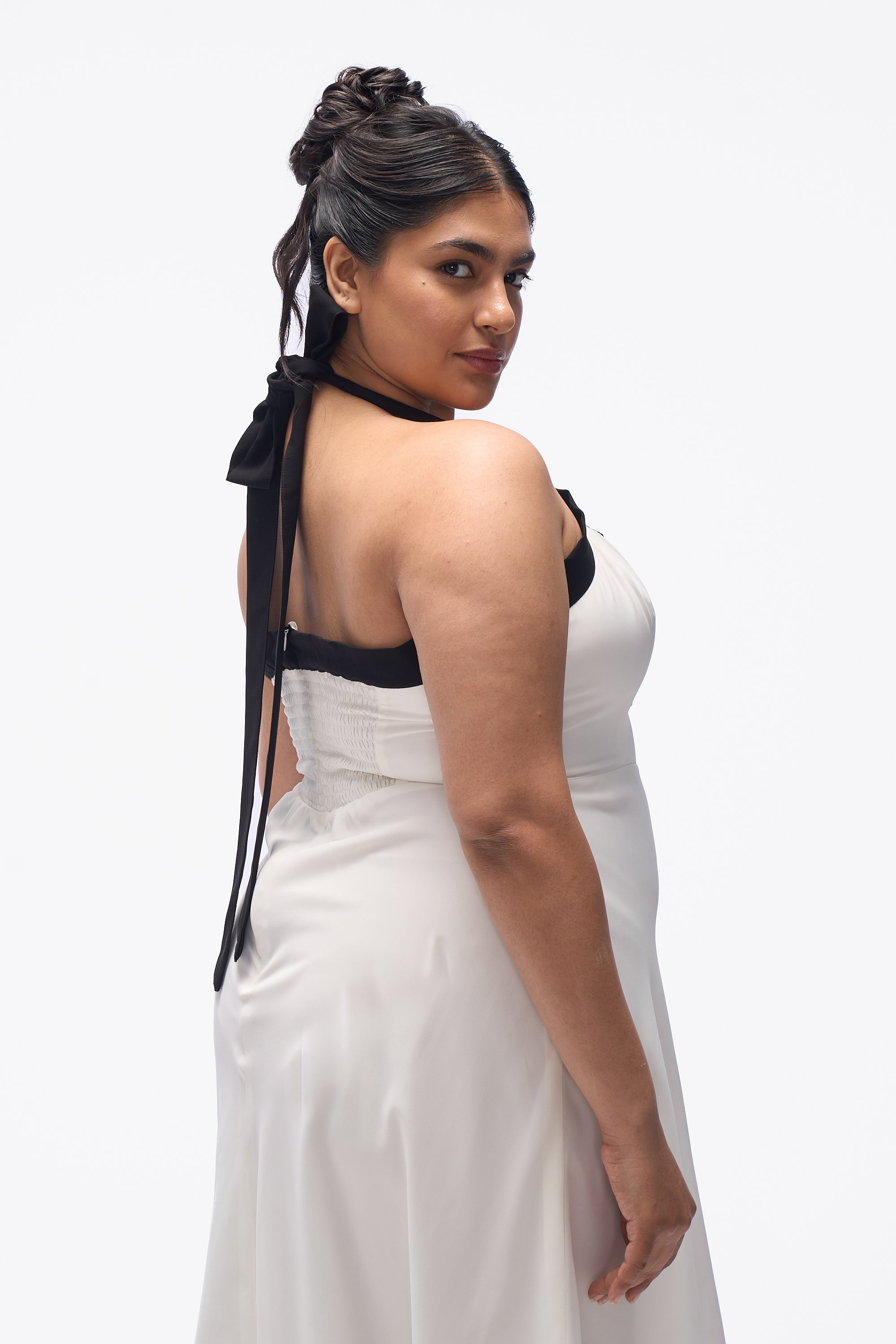 Agnis- White with Black Contrast