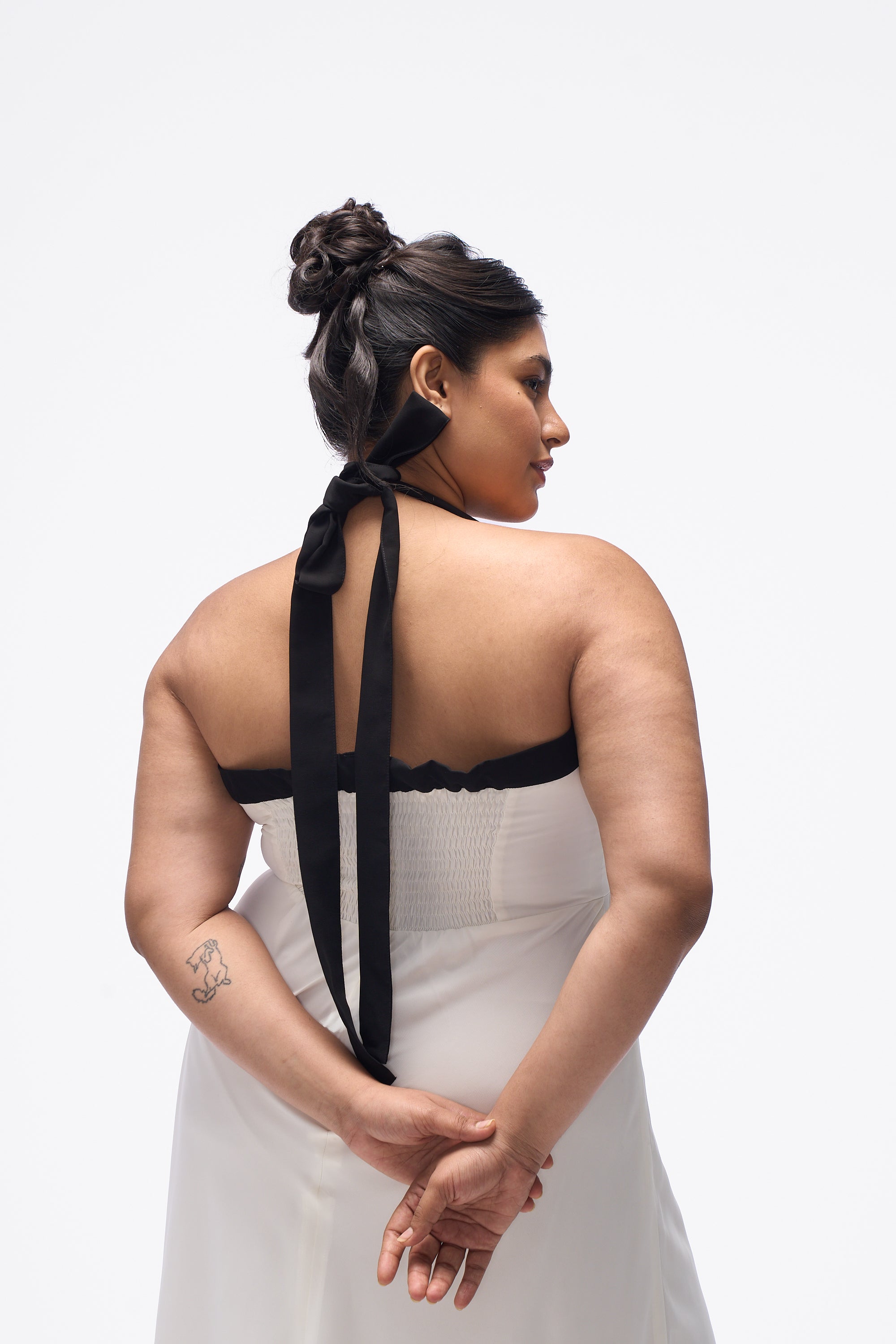 Agnis- White with Black Contrast