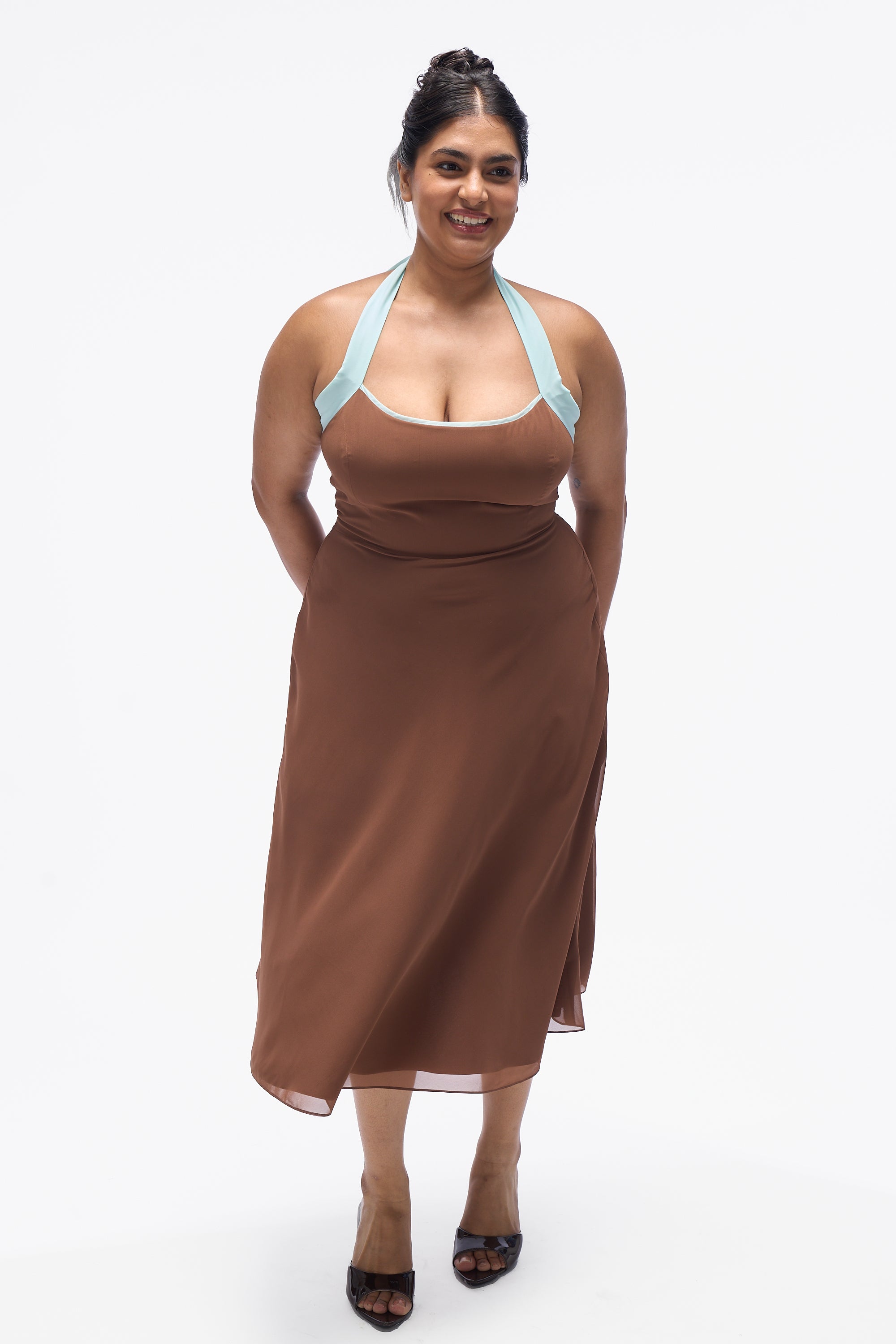 Agnis- Mocha Brown with Aqua Blue Contrast – Mazikien