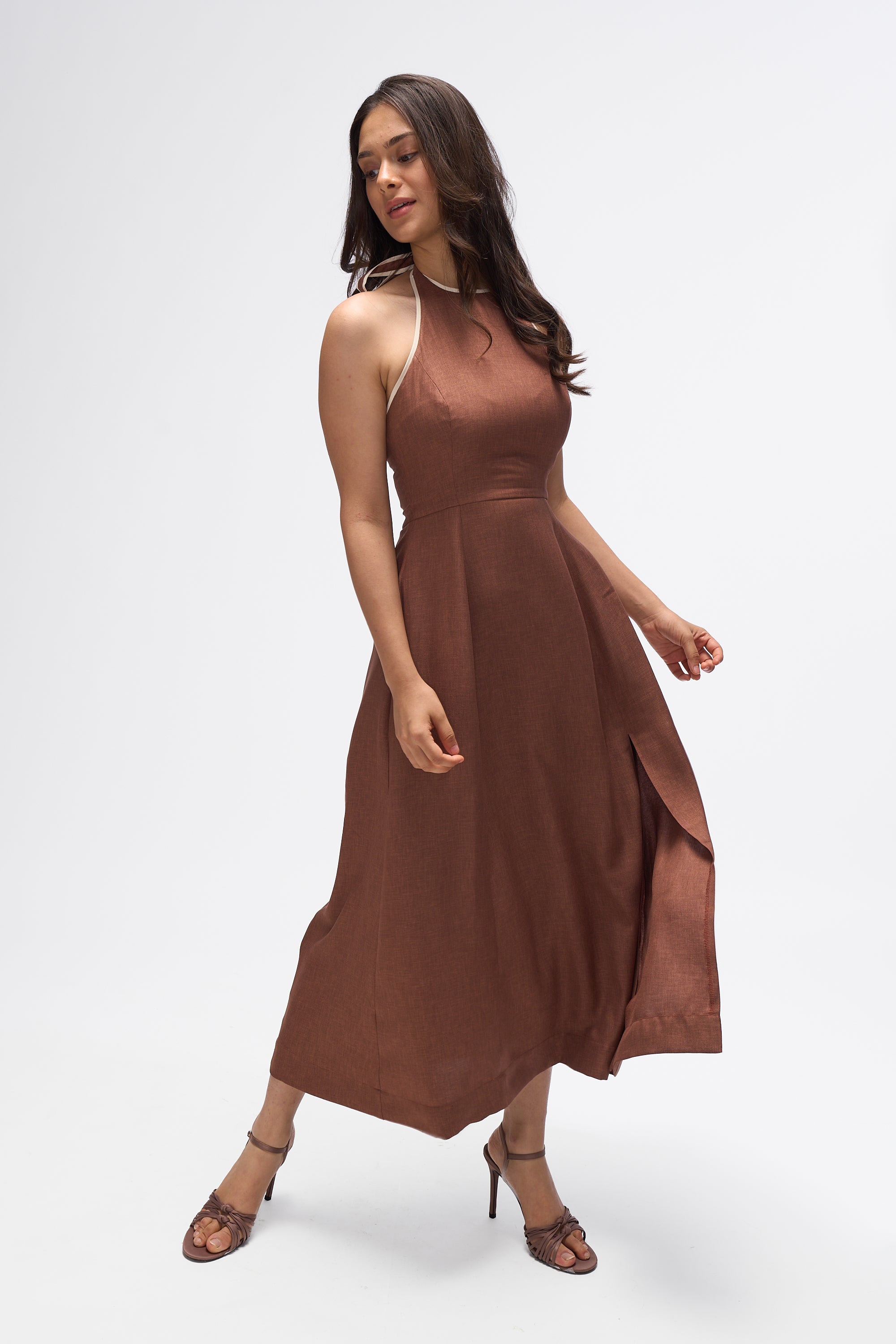 Siena- Mocha Brown and White