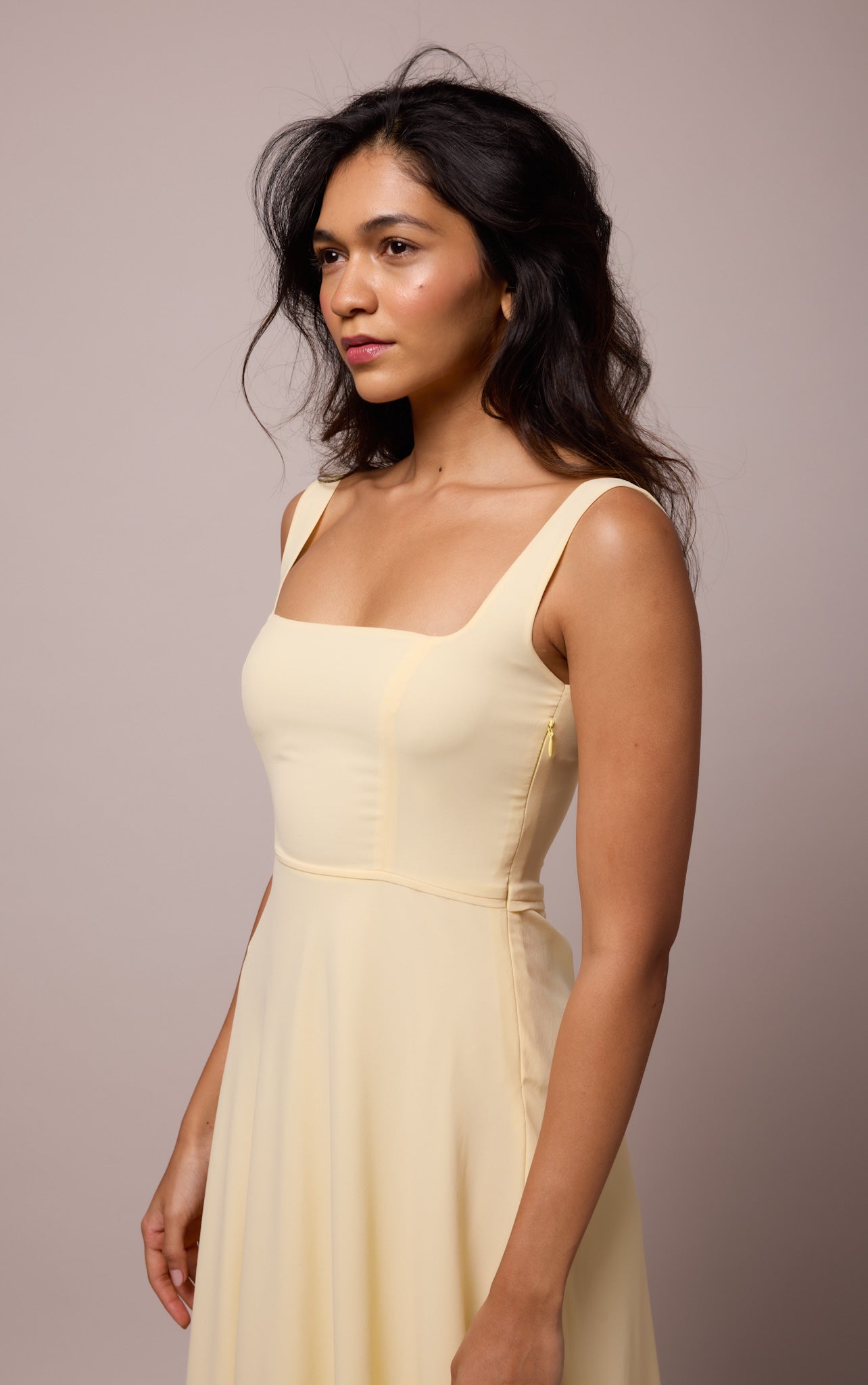 Olivia- Amarillo mantequilla