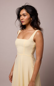 Olivia- Amarillo mantequilla