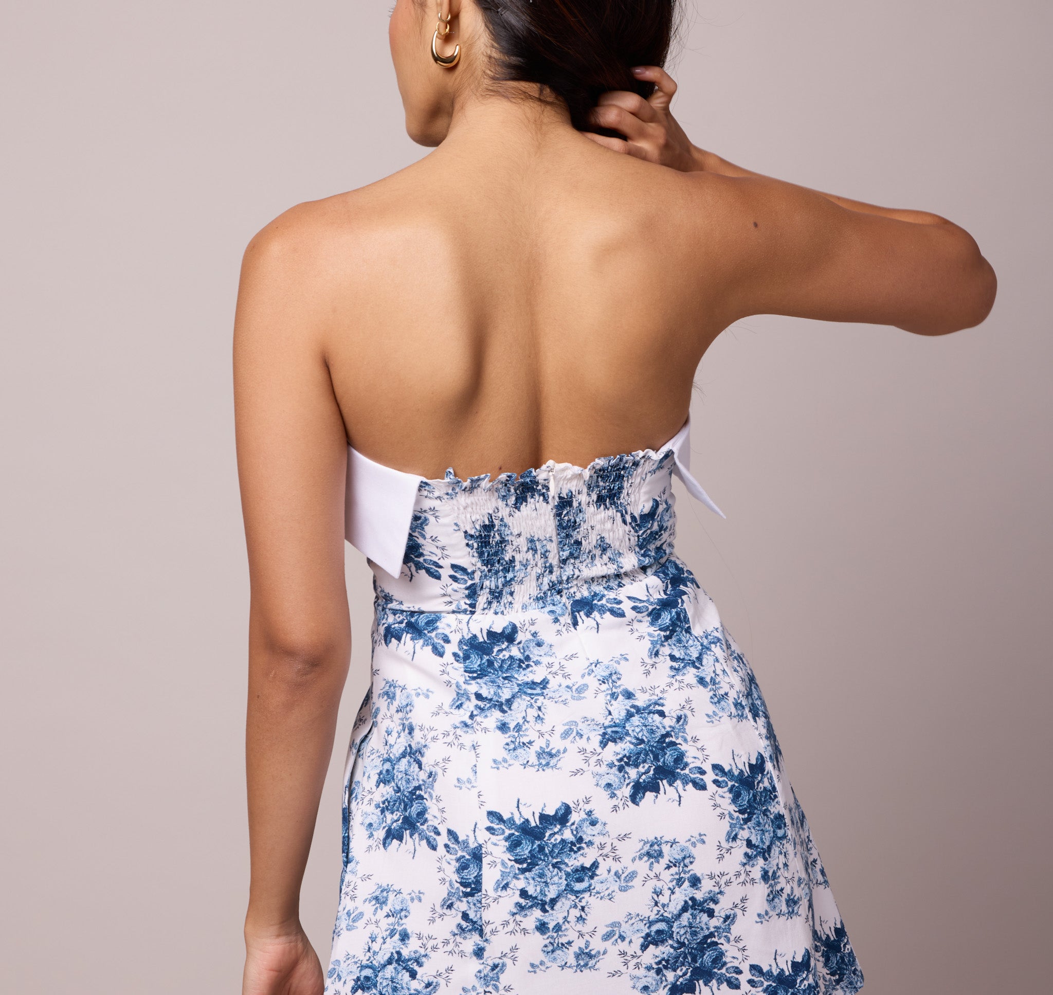 Margot – Blaues Blumenkleid